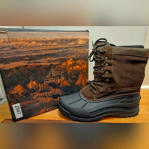 Nortiv8 - Terrex 2M Men's Waterproof Winter Insulated Snow Boots - size 15 - Picture 2 of 8